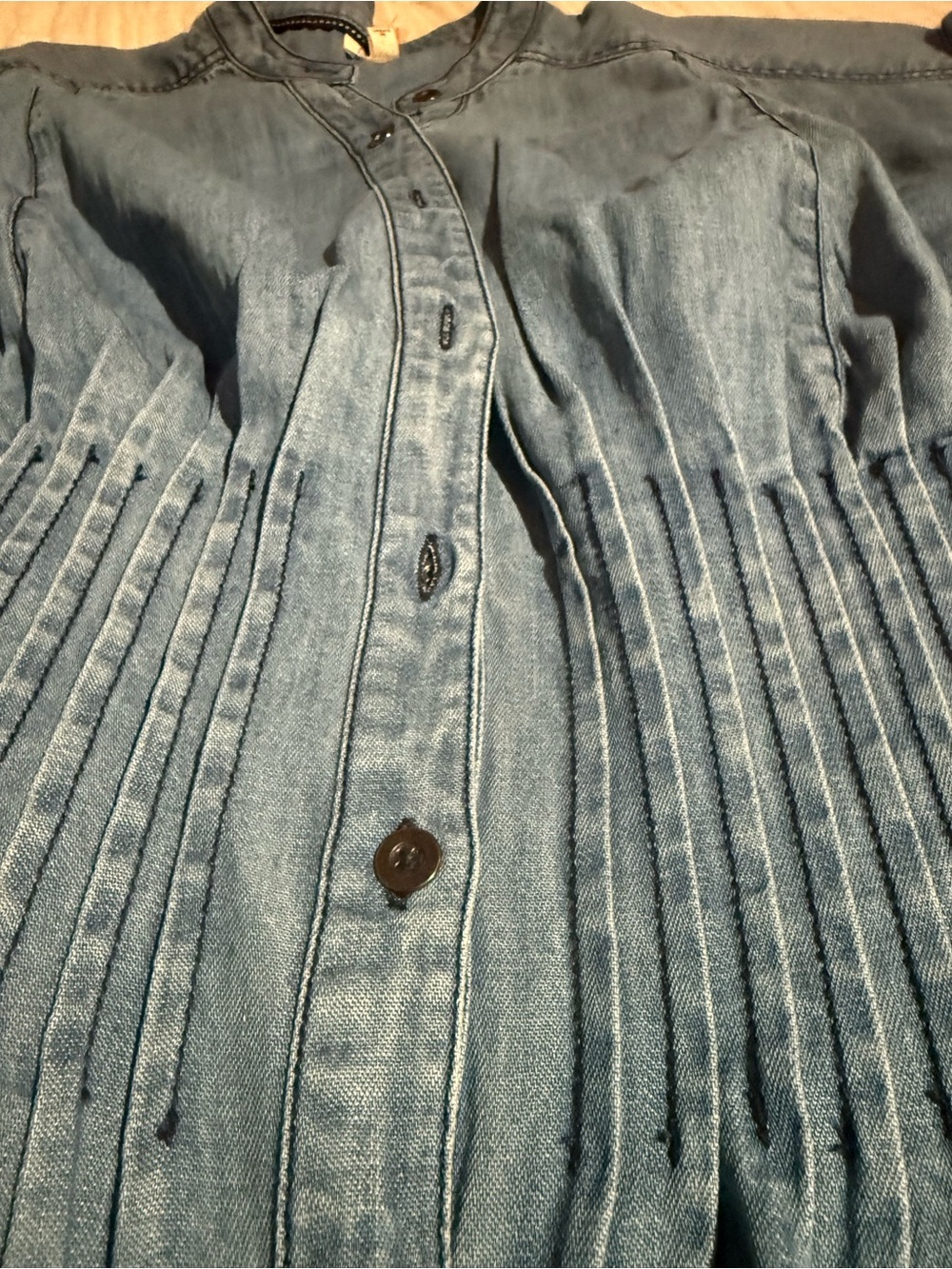 NWT Anthropologie Pilcro Linden Blue Denim Button-Front Pintuck Waist Blouse - Picture 4 of 9